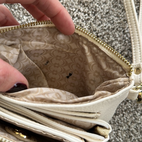 Wristlet - Picture 5 of 6